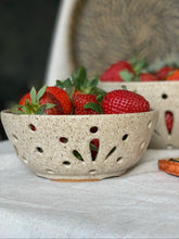 Load image into Gallery viewer, Berry Bowl - Small