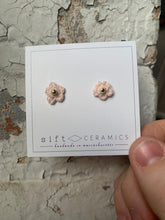 Load image into Gallery viewer, Crochet Flower Studs with 22k Gold Ceramic Bead
