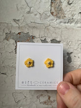 Load image into Gallery viewer, Crochet Flower Studs with 22k Gold Ceramic Bead
